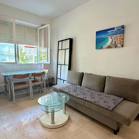 Daire Grand De 30 M2 Promenade Des *
